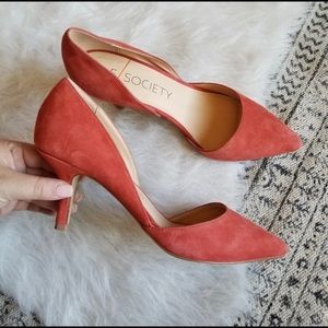 Sole Society Coral Suede Pointed Heels